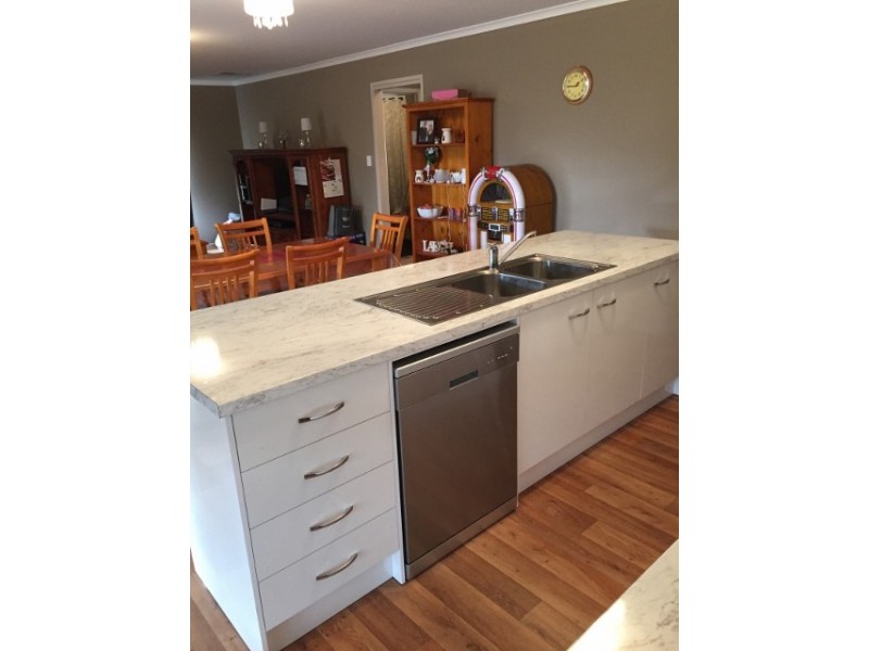 4 Tuggarah St, Andrews Farm SA 5114