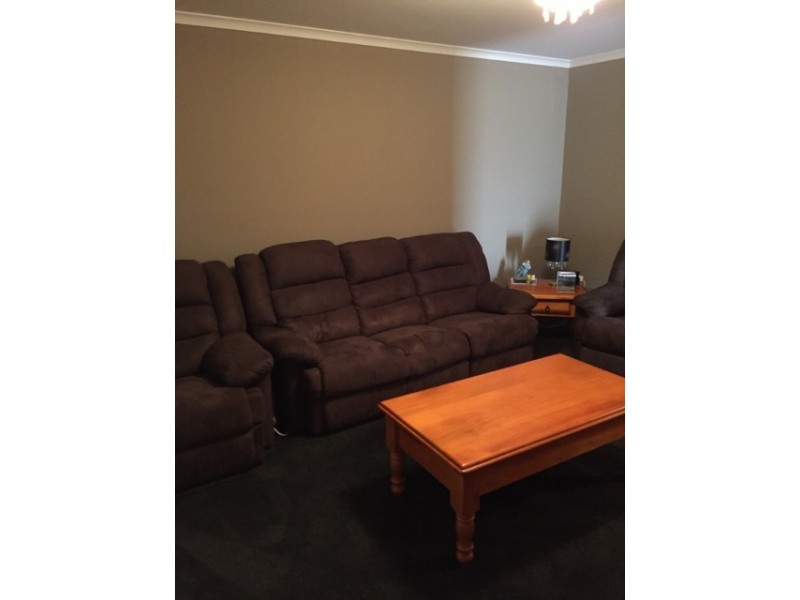 4 Tuggarah St, Andrews Farm SA 5114