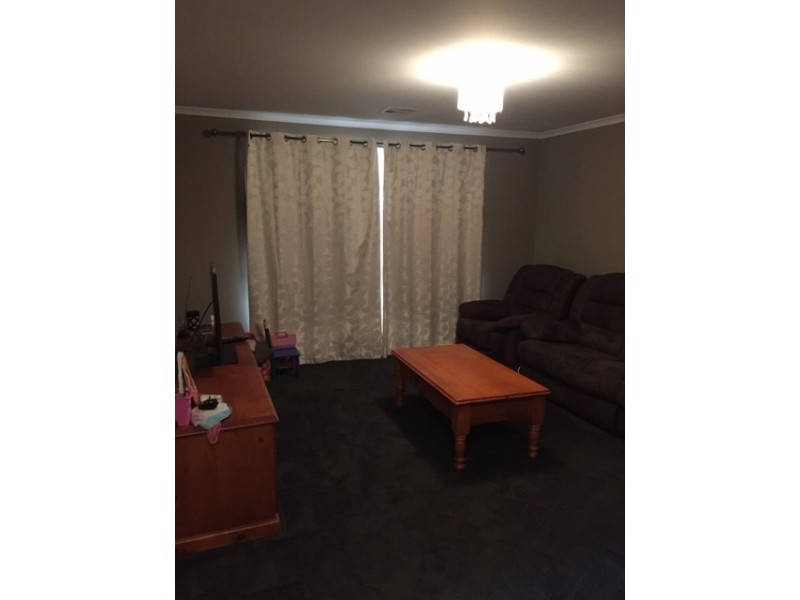 4 Tuggarah St, Andrews Farm SA 5114