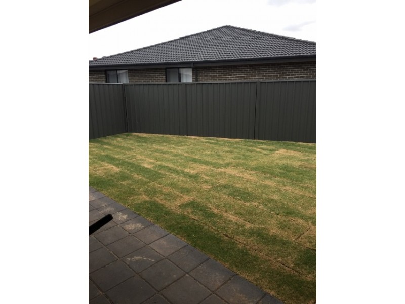 4 Tuggarah St, Andrews Farm SA 5114