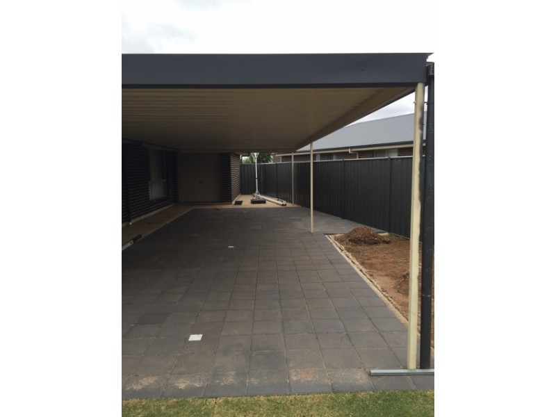 4 Tuggarah St, Andrews Farm SA 5114