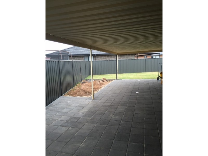 4 Tuggarah St, Andrews Farm SA 5114