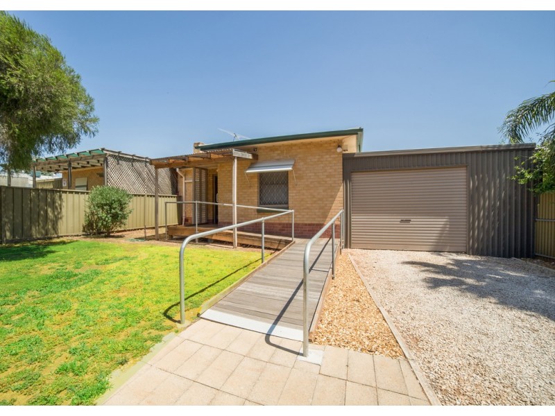 4 Turner Road, Elizabeth Park SA 5113