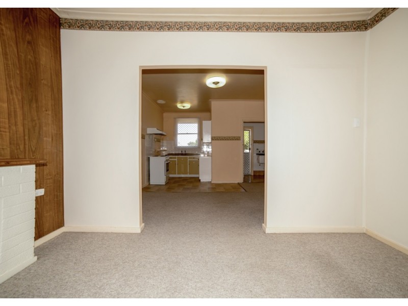 4 Turner Road, Elizabeth Park SA 5113