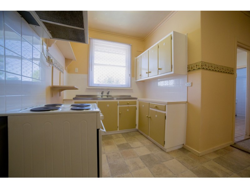 4 Turner Road, Elizabeth Park SA 5113