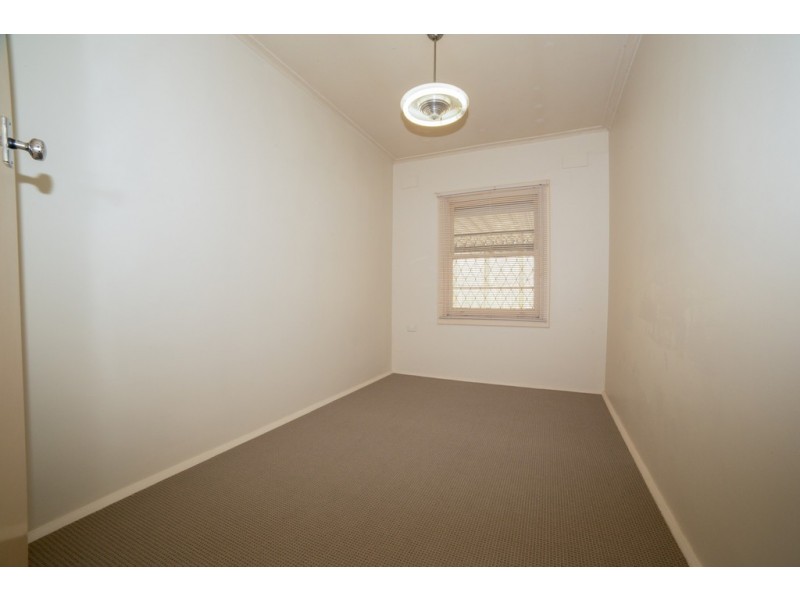 4 Turner Road, Elizabeth Park SA 5113