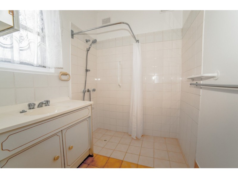 4 Turner Road, Elizabeth Park SA 5113