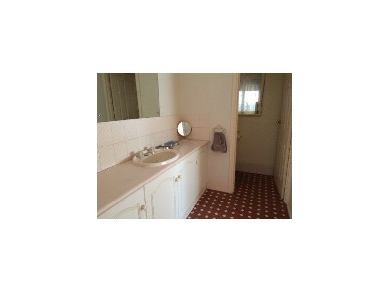 10 Tuglow Court, Hillbank SA 5112