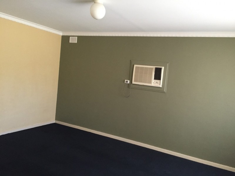 9 Lincoln Avenue, Parafield Gardens SA 5107