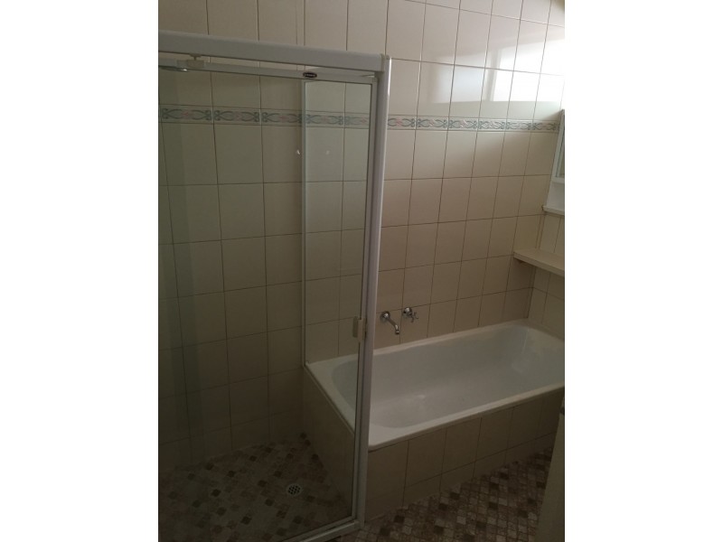 9 Lincoln Avenue, Parafield Gardens SA 5107