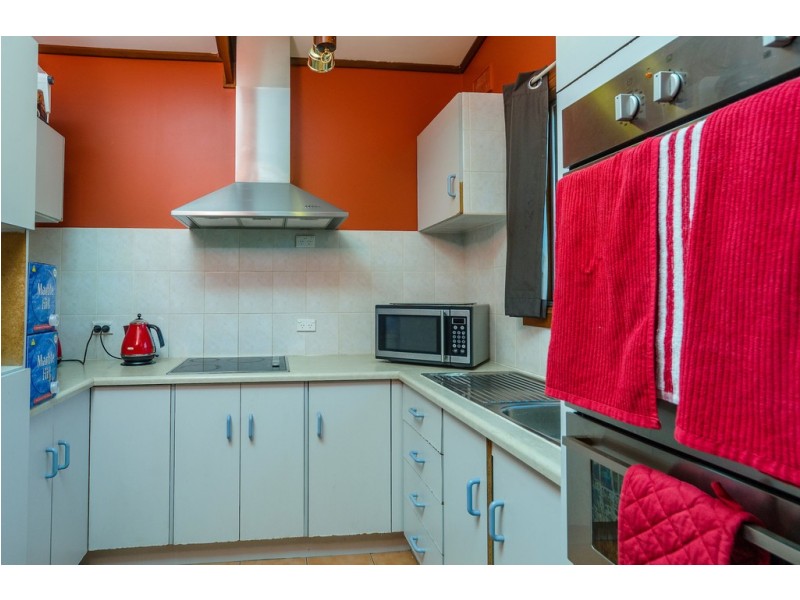 14 Stokes Court, Elizabeth Vale SA 5112