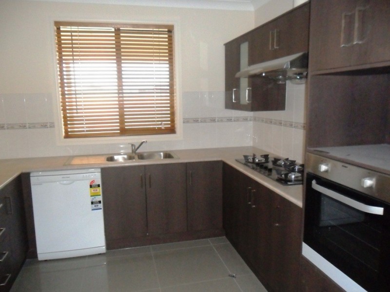7 Macquarie Ave, Hillcrest SA 5086