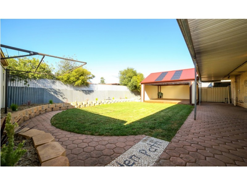 5 Goldthorn Road., Salisbury Park SA 5109