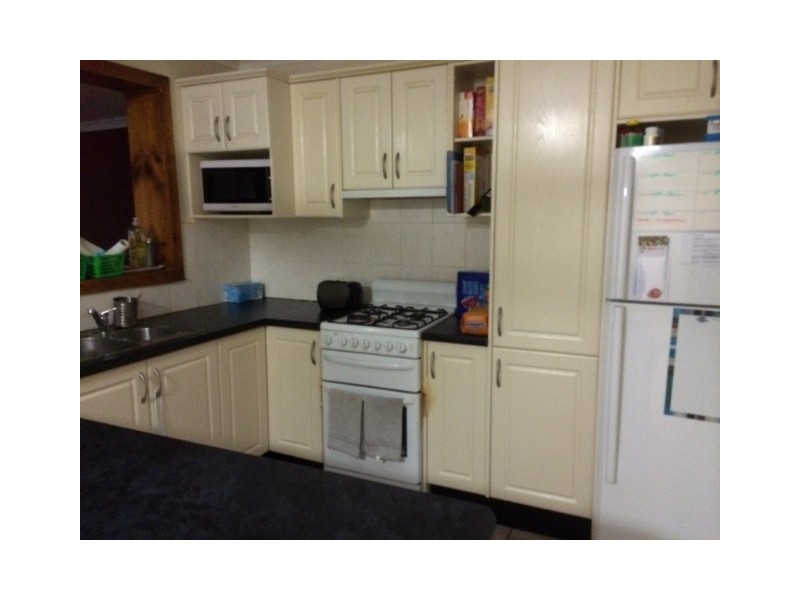 32 Richmond Road, Parafield Gardens SA 5107