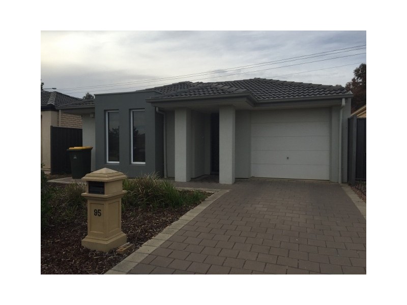 95 Wattlebird Dr, Burton SA 5110