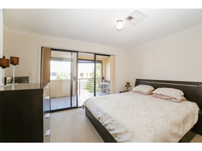 27a The Strand, Mawson Lakes SA 5095