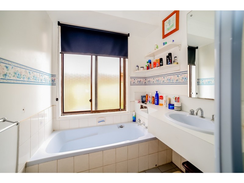 1 BOON COURT, Paralowie SA 5108