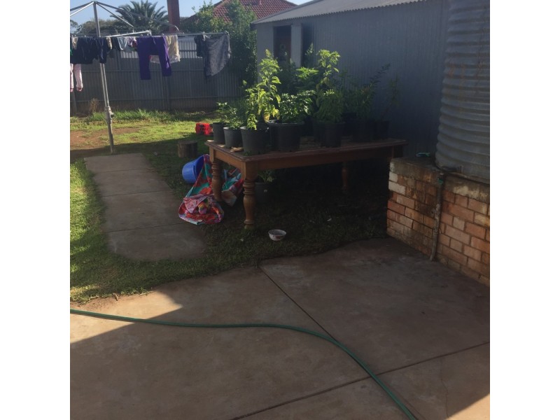 24 Winterbourne Road, Elizabeth Vale SA 5112