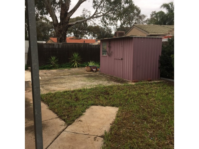 1 Doris Court, Parafield Gardens SA 5107