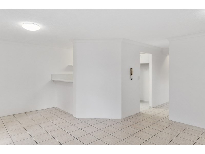 @68 Stanhill Drive, Chevron Island QLD 4217