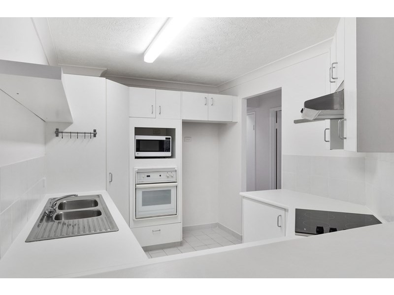 @68 Stanhill Drive, Chevron Island QLD 4217