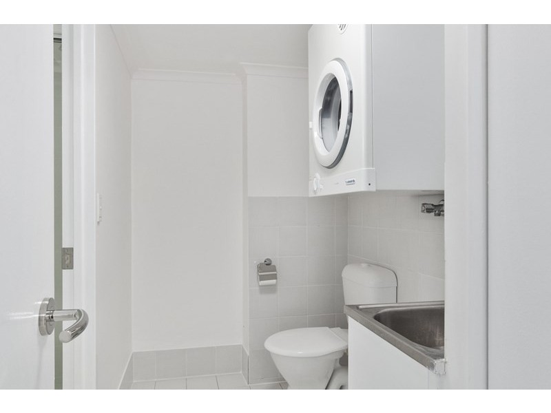 @68 Stanhill Drive, Chevron Island QLD 4217