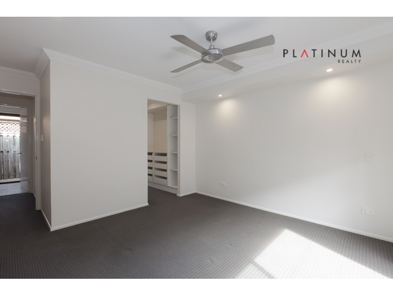 124 Harrier Drive, Burleigh Waters QLD 4220