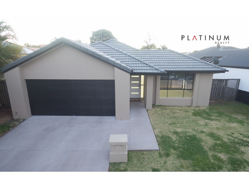 124 Harrier Drive, Burleigh Waters QLD 4220