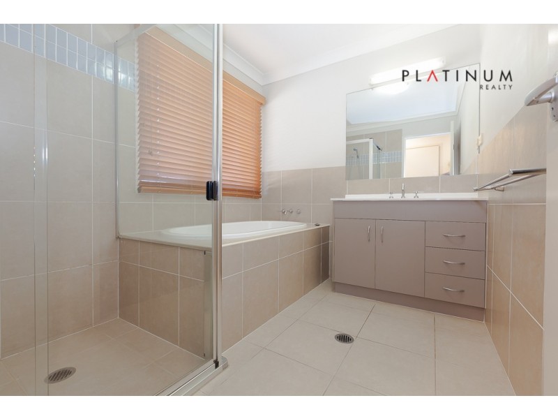 42 Rix Drive, Upper Coomera QLD 4209
