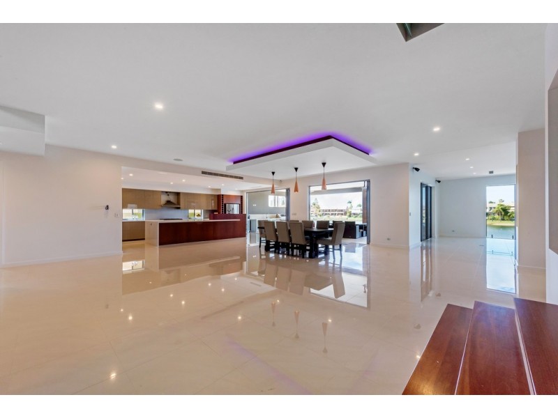 Mermaid Waters QLD 4218