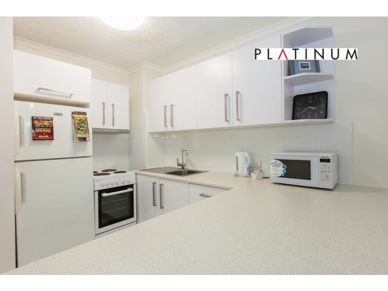 @38 Enderley Avenue, Surfers Paradise QLD 4217