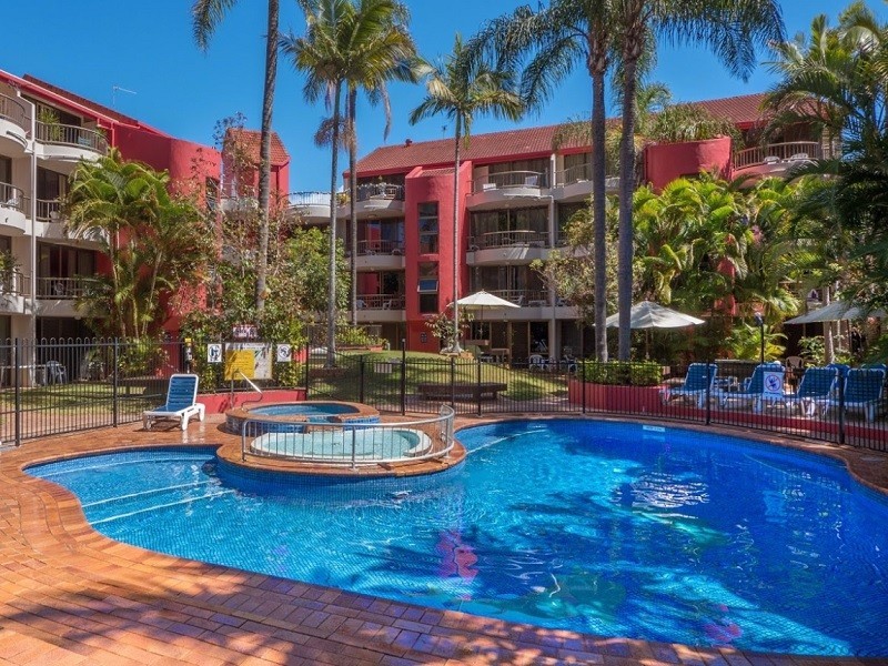 @38 Enderley Avenue, Surfers Paradise QLD 4217