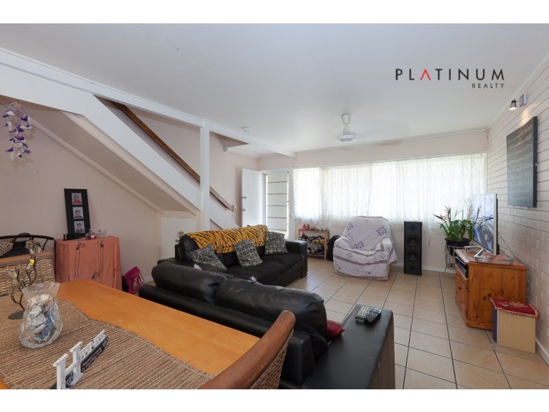 @6 Stanhill Drive, Chevron Island QLD 4217