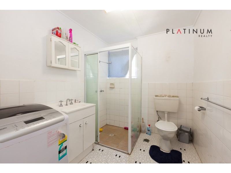 @6 Stanhill Drive, Chevron Island QLD 4217