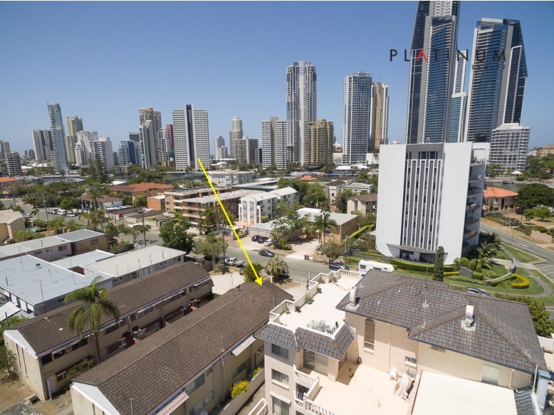 @6 Stanhill Drive, Chevron Island QLD 4217