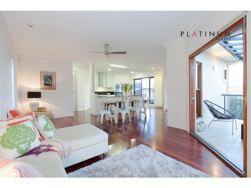 Mermaid Beach QLD 4218