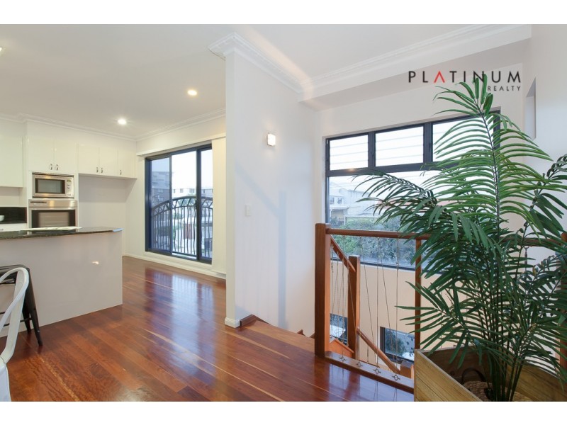 Mermaid Beach QLD 4218