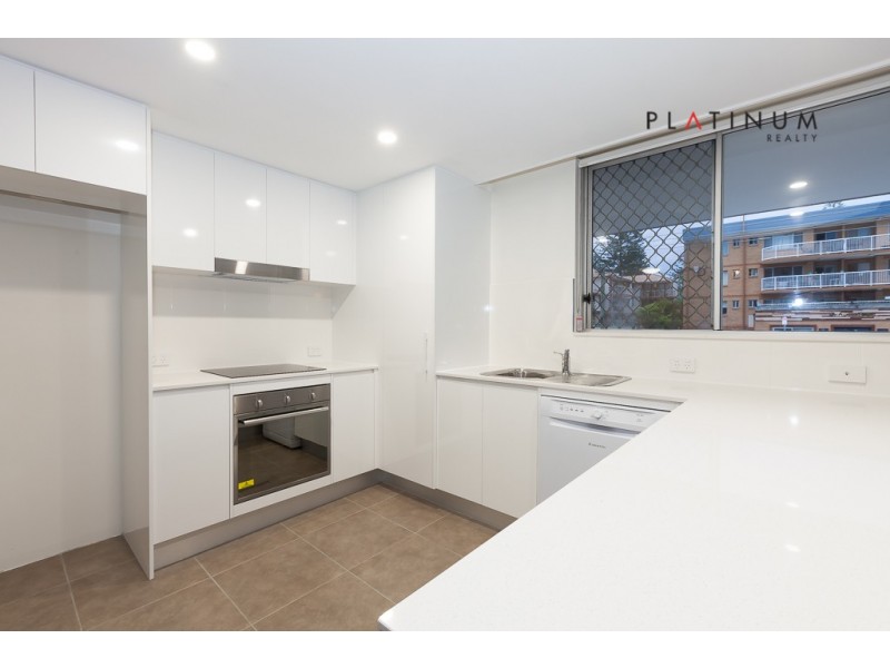 @ 158 Hedges Ave, Mermaid Beach QLD 4218