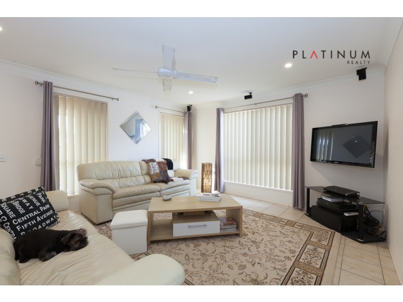 9 Summerwine Street, Burleigh Waters QLD 4220