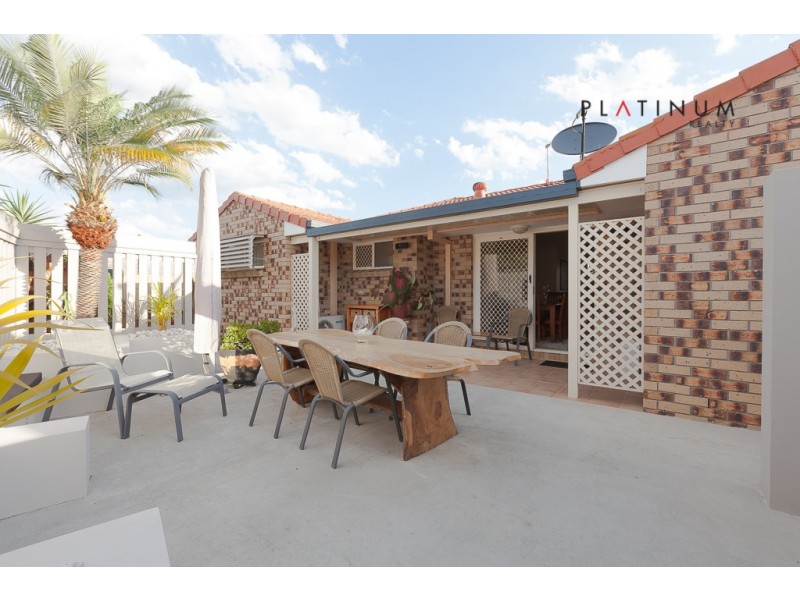 9 Summerwine Street, Burleigh Waters QLD 4220