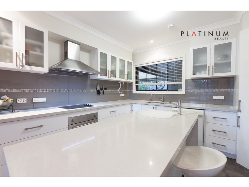 85 Monaco Street, Broadbeach Waters QLD 4218