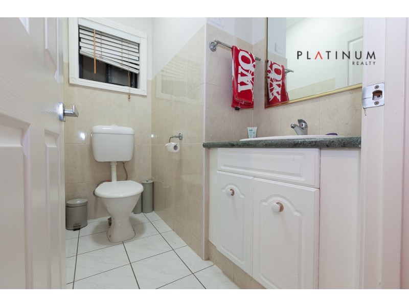 85 Monaco Street, Broadbeach Waters QLD 4218