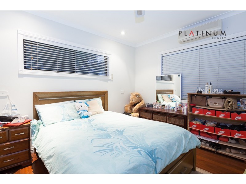85 Monaco Street, Broadbeach Waters QLD 4218