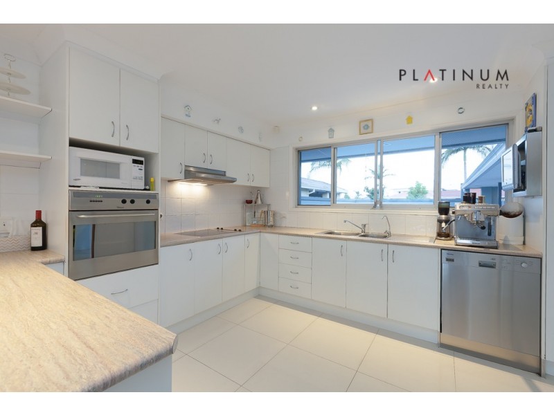 46 Claymore Crescent, Sorrento QLD 4217