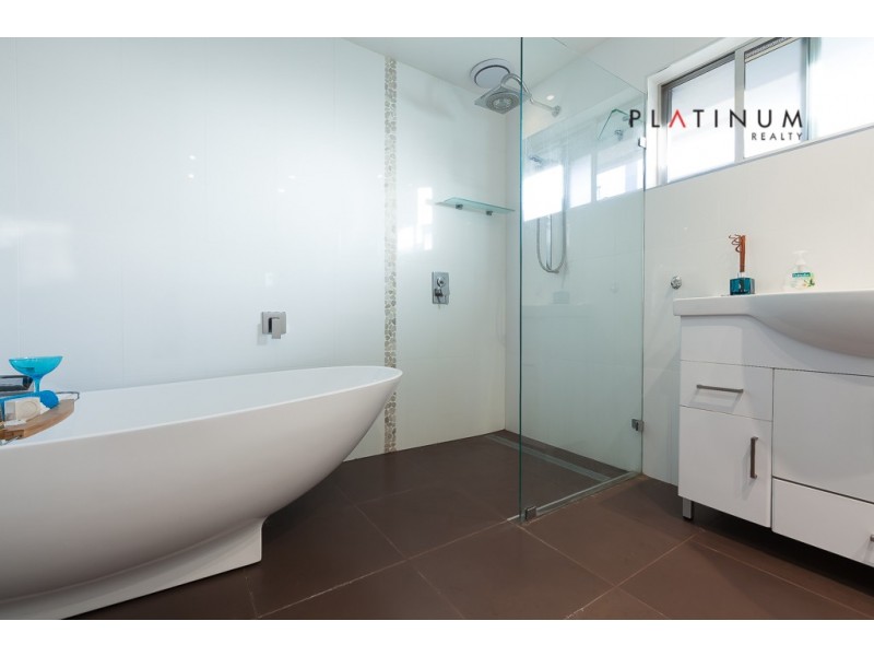 46 Claymore Crescent, Sorrento QLD 4217