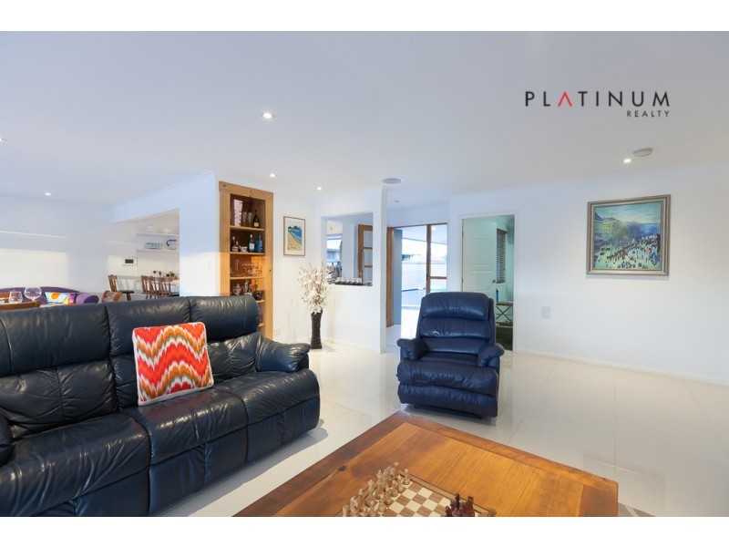 46 Claymore Crescent, Sorrento QLD 4217