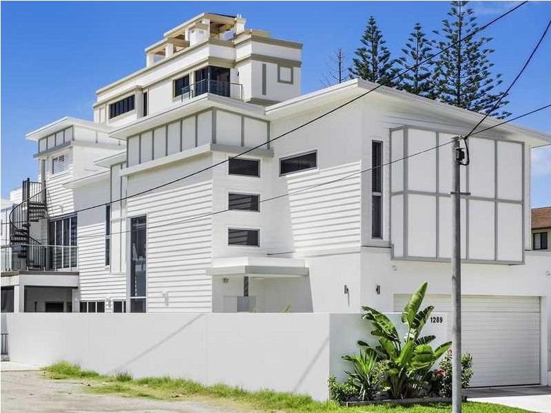 Palm Beach QLD 4221