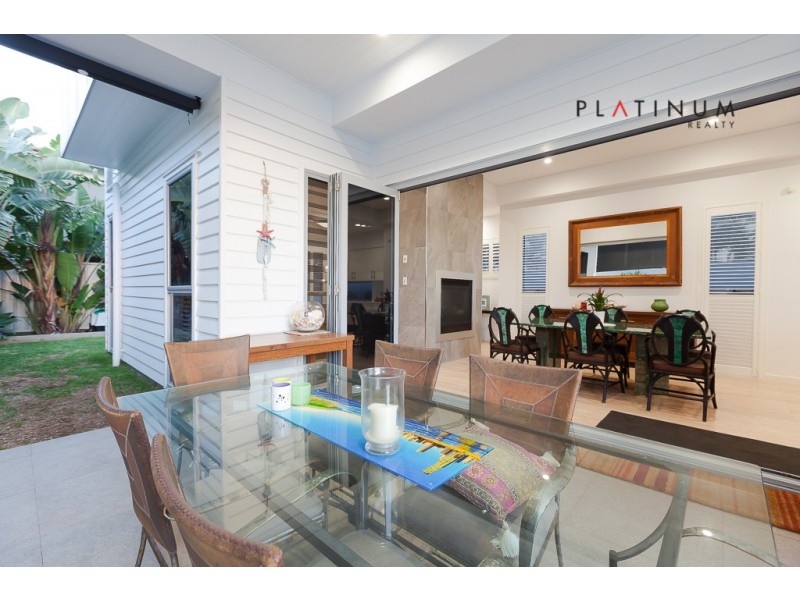Palm Beach QLD 4221