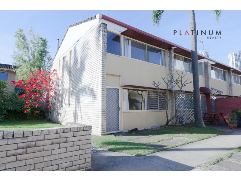 @6 Stanhill Drive, Chevron Island QLD 4217