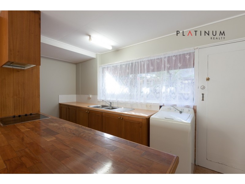 @6 Stanhill Drive, Chevron Island QLD 4217